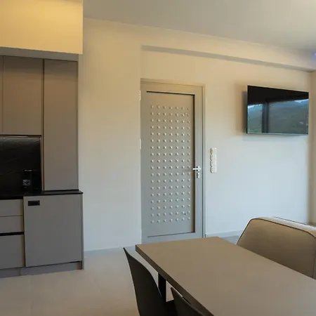 Stone Luxury 4*