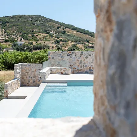 Stone Luxury Апарт-отель Айи-Апостоли